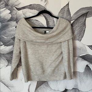 H&M off the shoulder sweater size S